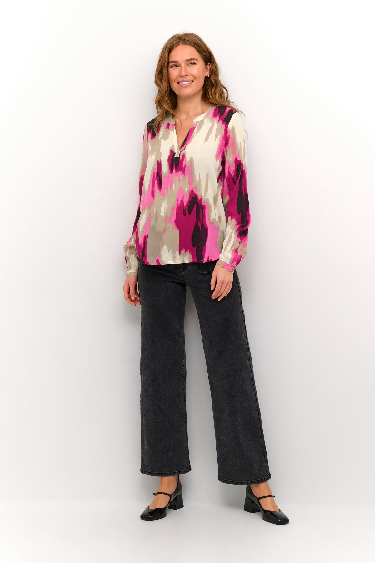 Kaffe Kabeathe Pink Abstract Printed V-Neck Blouse, 10508895