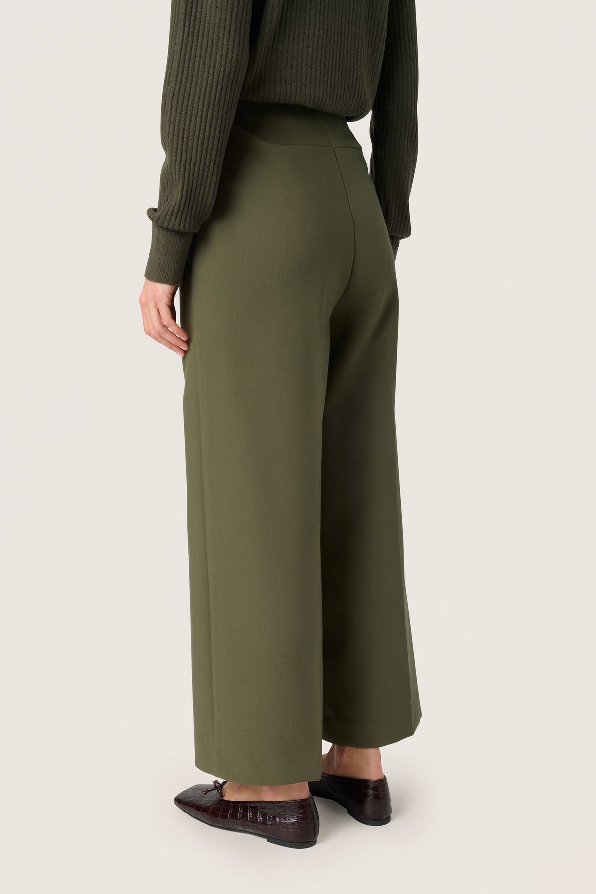 Soaked in Luxury Corinne Grape Leaf Wide Cropped Culotte Trouser, 30407013
