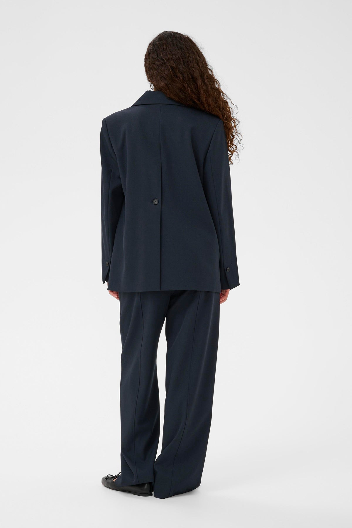 Soaked in Luxury SLLilu Salute Navy Single Breasted Blazer with Slit Detailing, 30408932