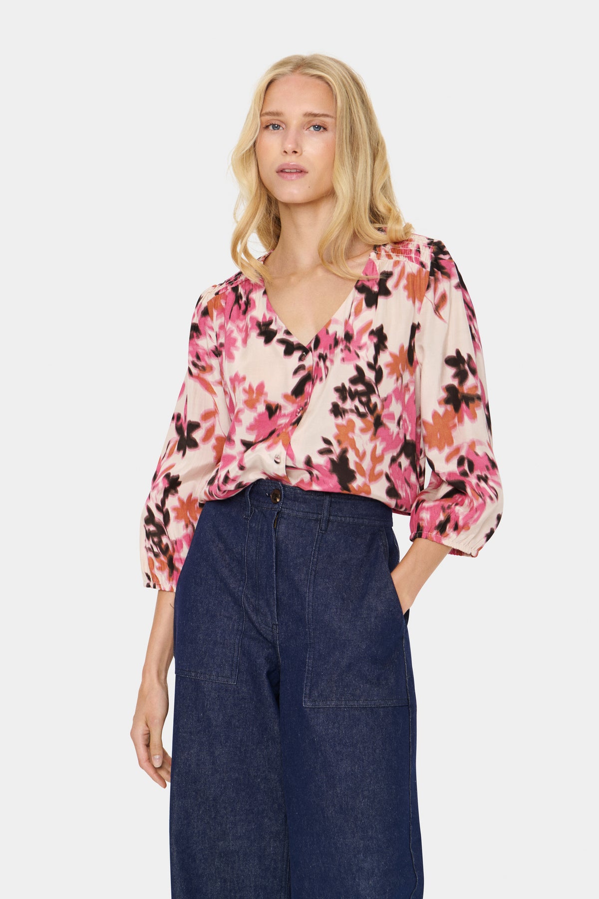 Saint Tropez Gracy Chateau Rose Blooms Printed V-Neck Blouse, 30513494