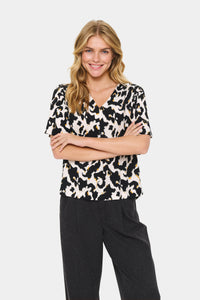 Saint Tropez Marca Black Leopard V-Neck