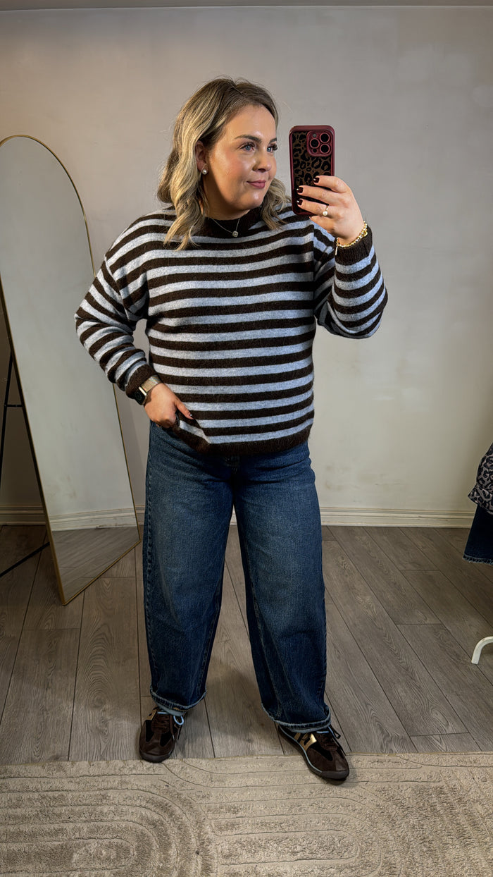 Toxik Highwaisted Medium Denim Barrel Balloon Leg Jeans