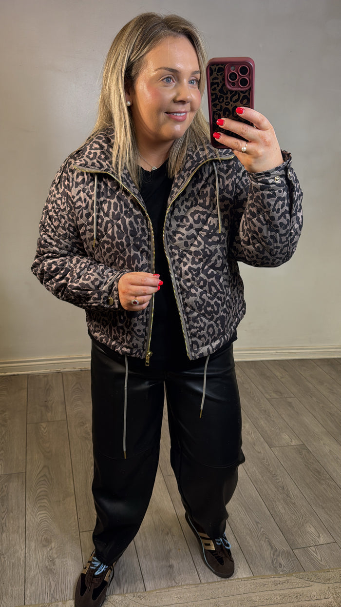 Coster Copenhagen Taupe Khaki Leopard Quilted Cropped Oversized Jacket, 264-6422