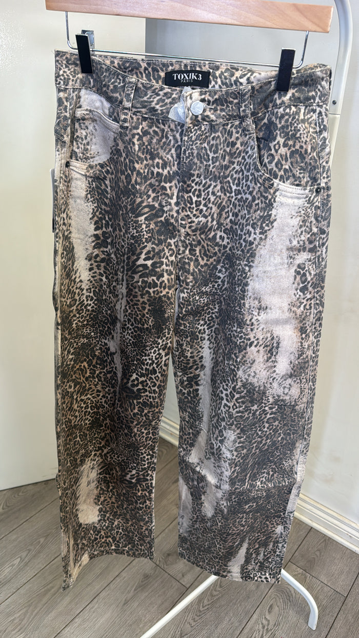 Toxik Highwaisted Barrel Leg Leopard Print Jeans