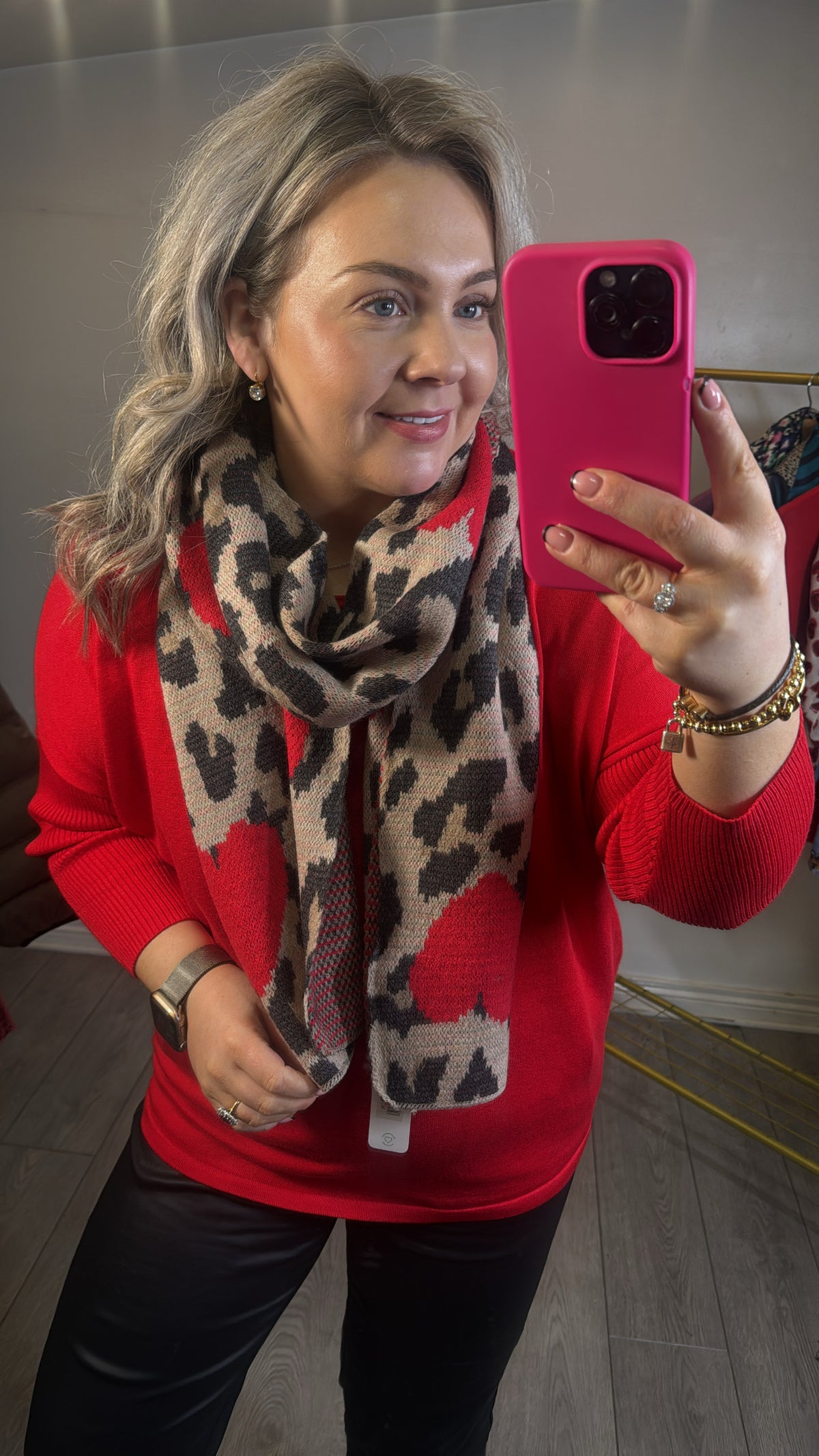 Saint Tropez Mila Chinese Red Round Neck Knit