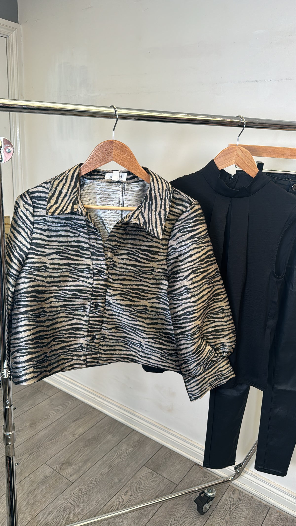 Soaked in Luxury Elowen Zebra Jacquard Shirt Jacket, 30407702