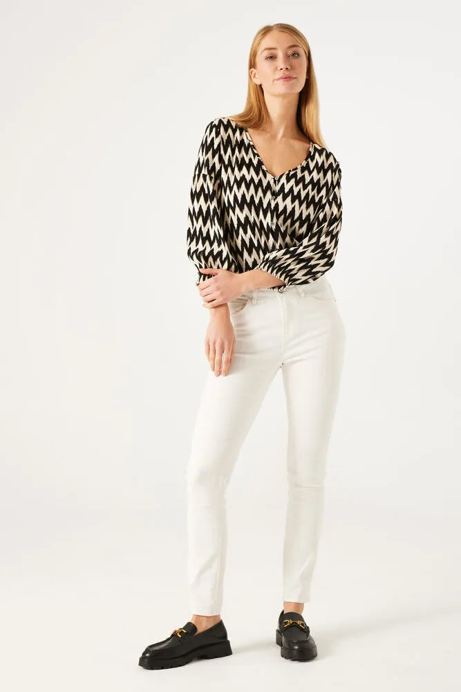 Garcia Black Chevron V-Neck Blouse, O40033