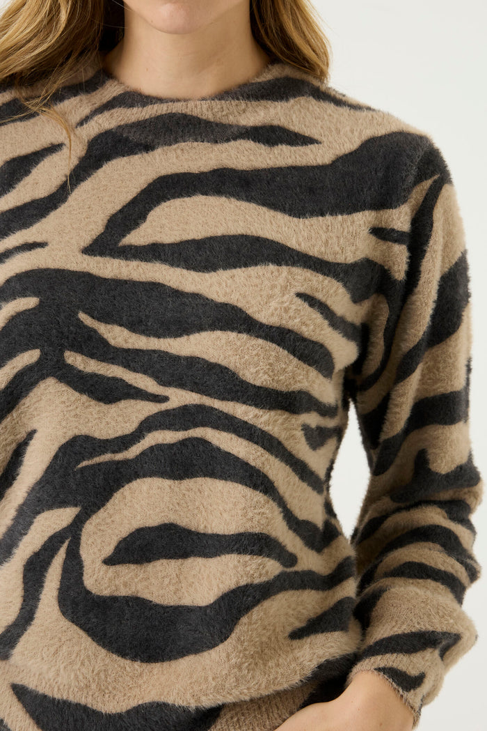 Garcia Black/Stone Taupe Zebra Print Furry Knit