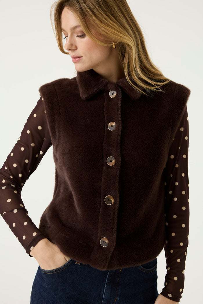 Garcia Hazel Bloom Faux Fur Gilet, T260293