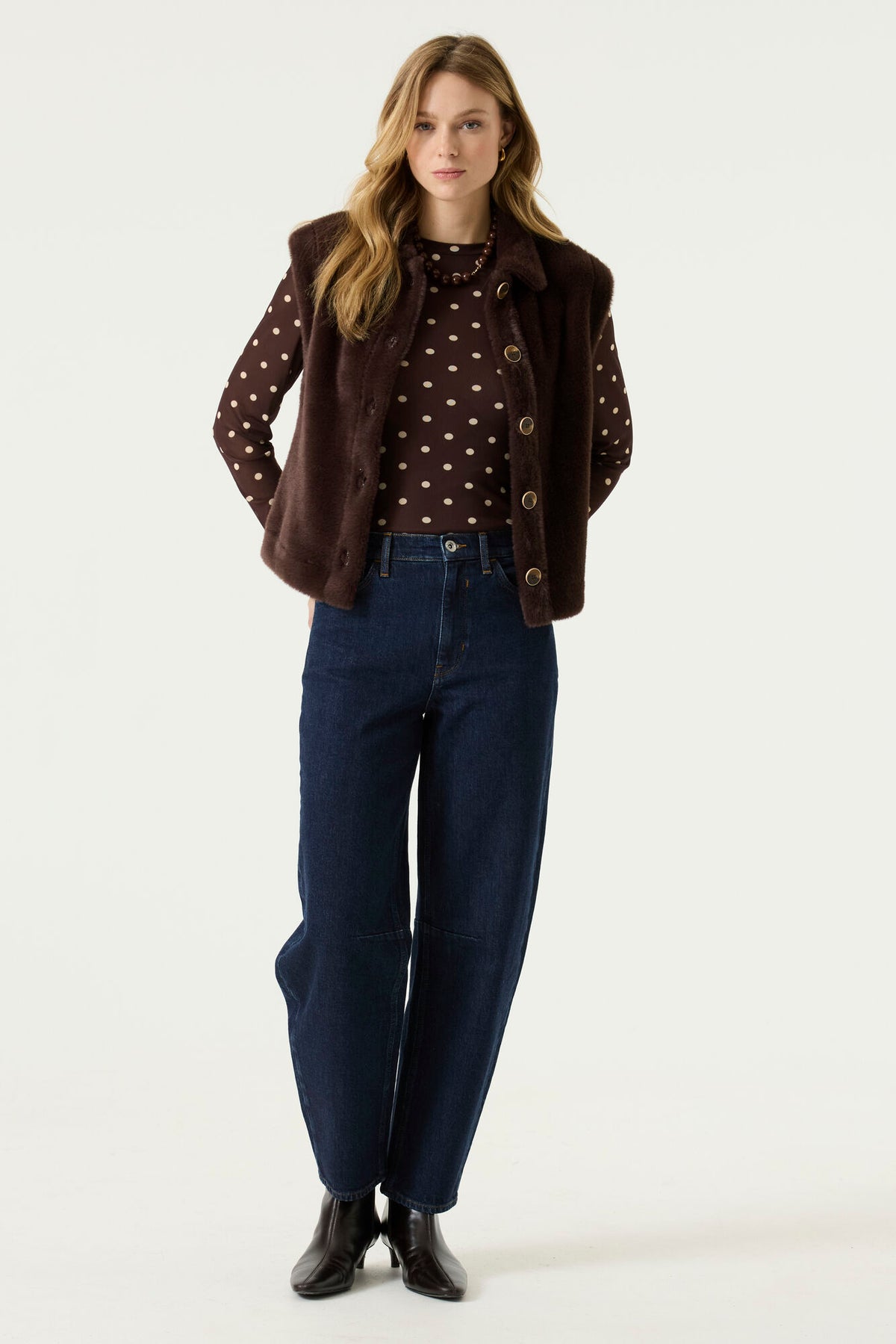 Garcia Hazel Bloom Faux Fur Gilet, T260293
